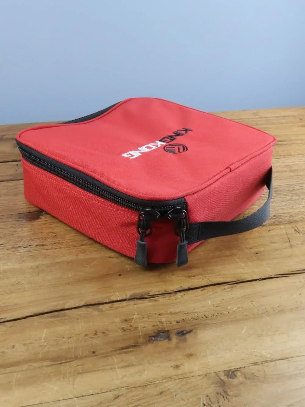 KING KONG RED INSULATED GYM TRAVEL LUNCH BOX ZIPPER CLOSE WITH HANDLE